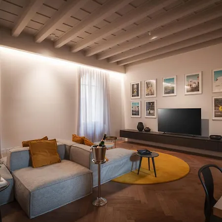 Residenza Palazzo Farinati Apartament *